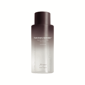 Haruharu Wonder Black Rice Hyaluronic Toner σε μπουκάλι με μαύρο καπάκι για ενυδάτωση και αντιγήρανση